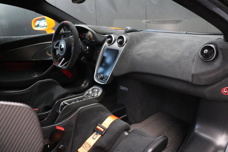 Vehicle Image 21