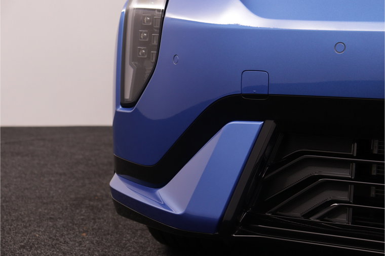 Vehicle Image 35