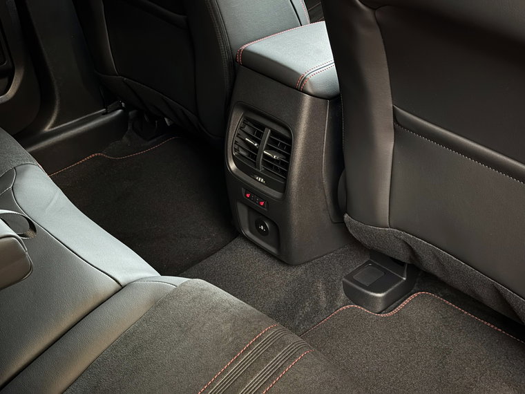 Vehicle Image 56