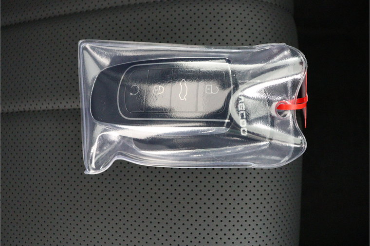Vehicle Image 32
