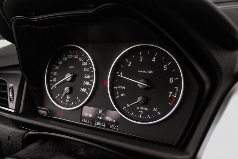 Vehicle Image 23