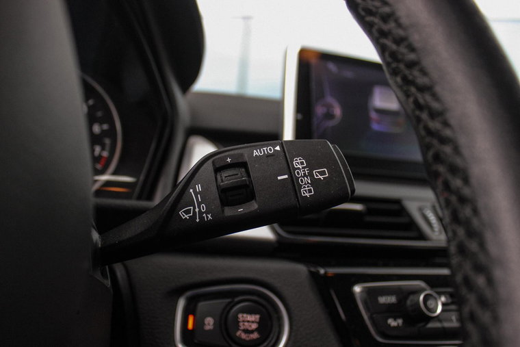 Vehicle Image 33