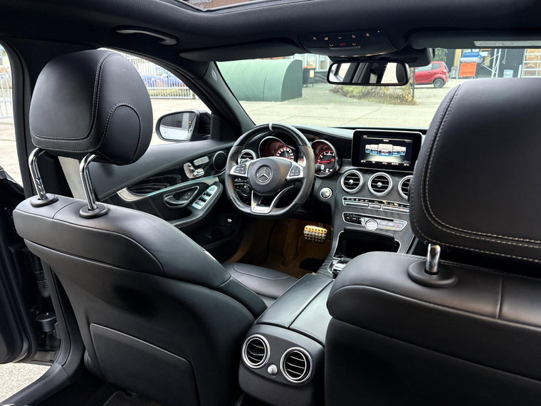 Vehicle Image 36