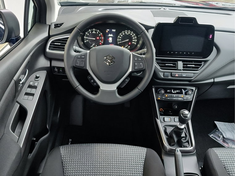 Vehicle Image 12