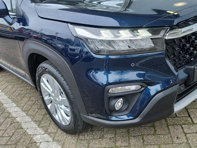 Vehicle Image 33