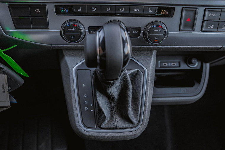 Vehicle Image 24