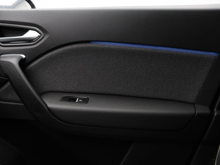 Vehicle Image 38