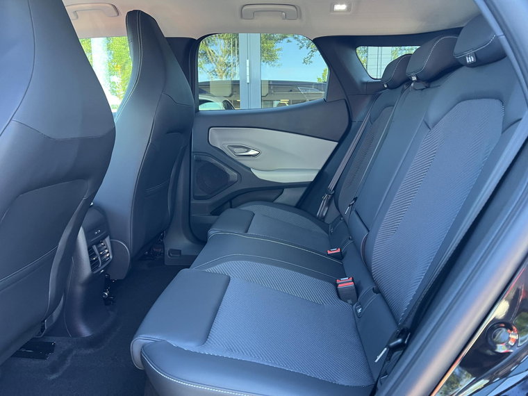 Vehicle Image 18