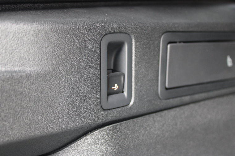 Vehicle Image 39