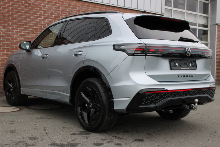 Vehicle Image 43
