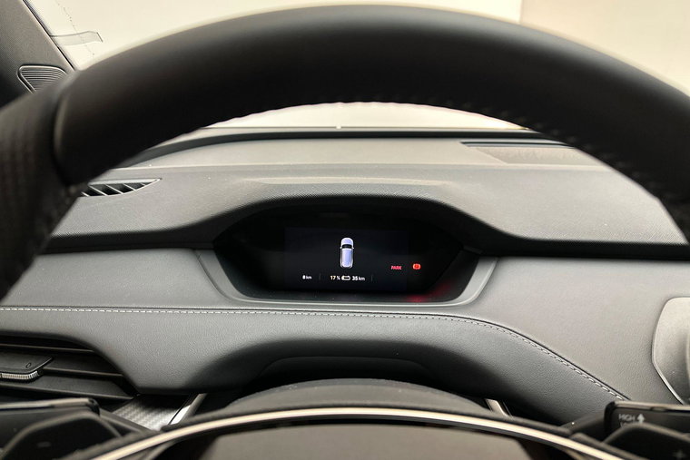 Vehicle Image 21