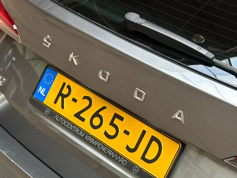 Vehicle Image 26