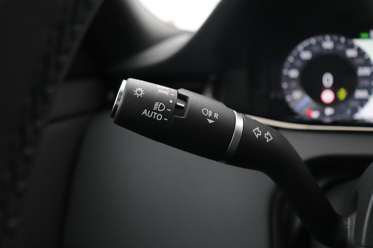 Vehicle Image 42