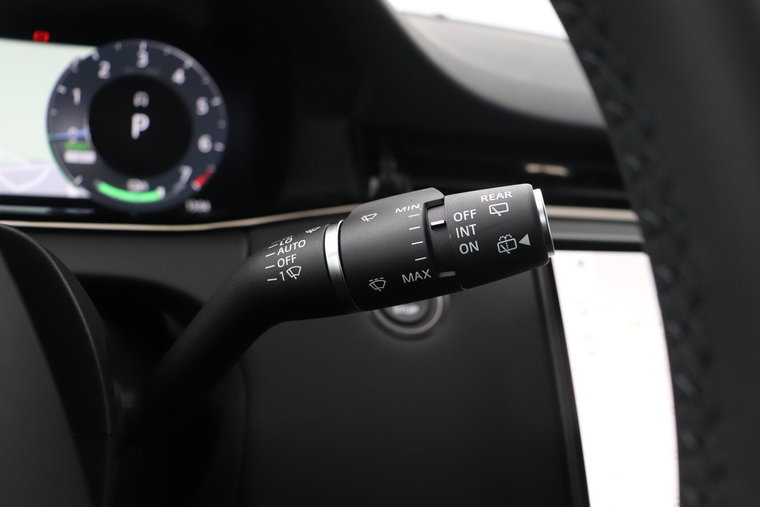 Vehicle Image 45
