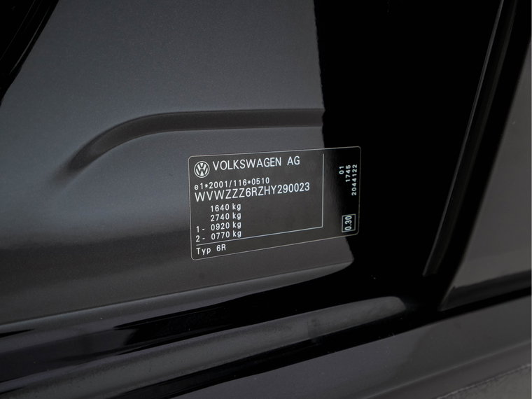 Vehicle Image 30