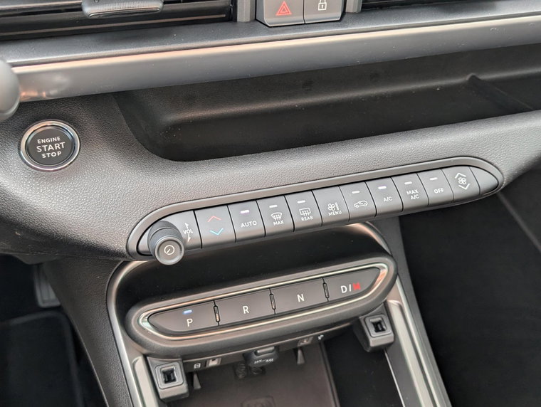 Vehicle Image 26