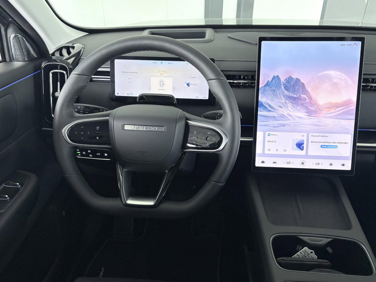 Vehicle Image 45