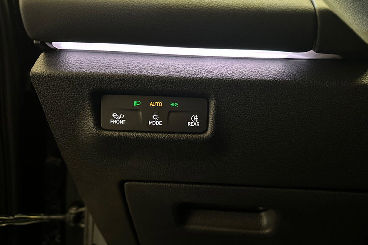 Vehicle Image 19