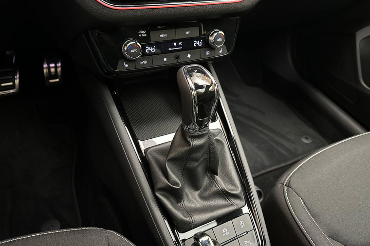 Vehicle Image 31