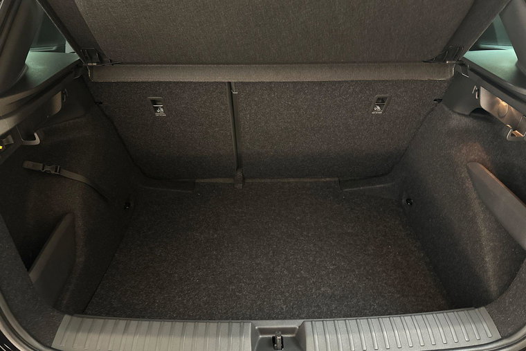 Vehicle Image 33