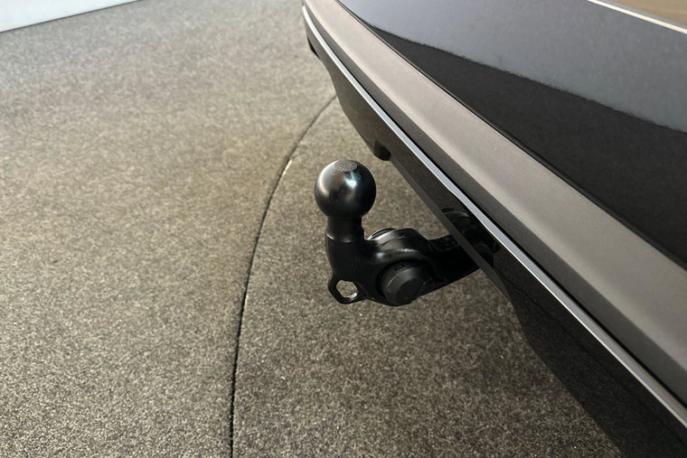 Vehicle Image 36