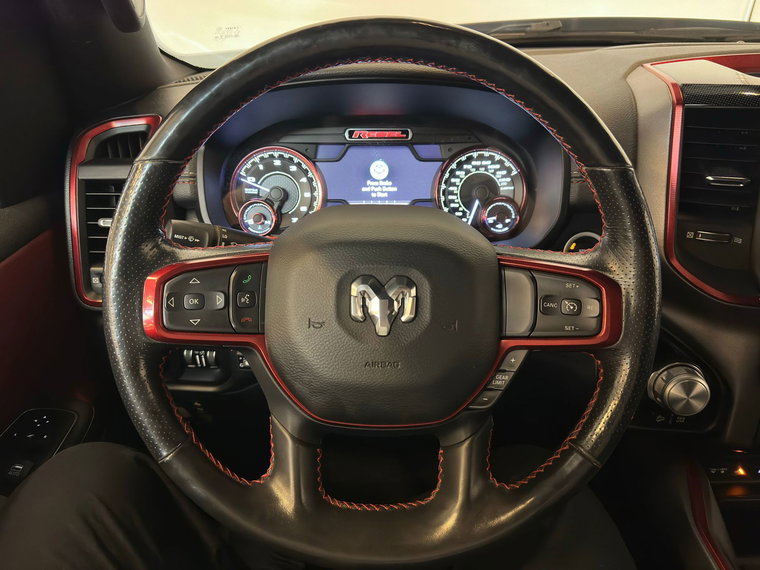 Vehicle Image 28