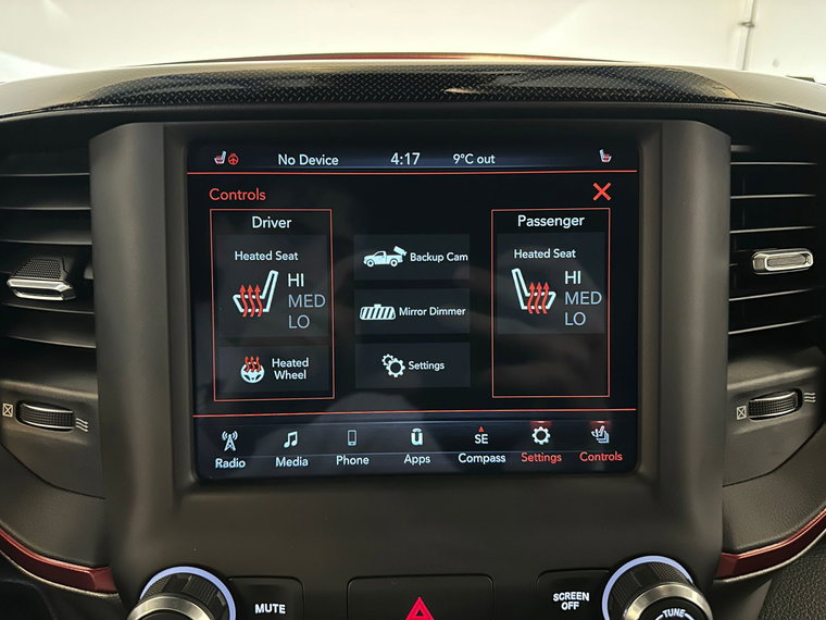 Vehicle Image 38