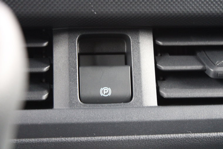 Vehicle Image 27
