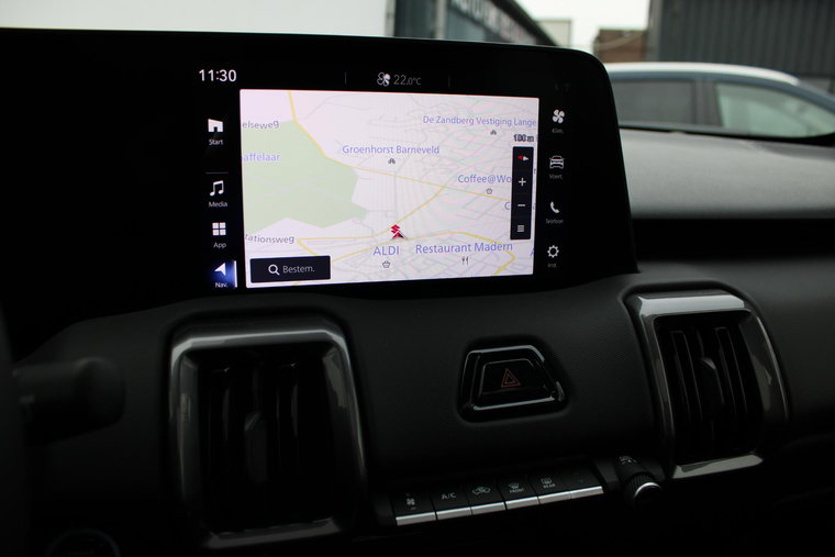 Vehicle Image 21