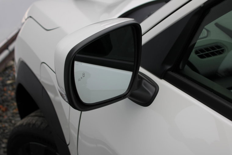 Vehicle Image 30