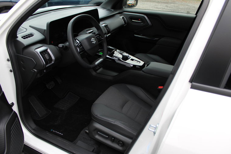 Vehicle Image 9