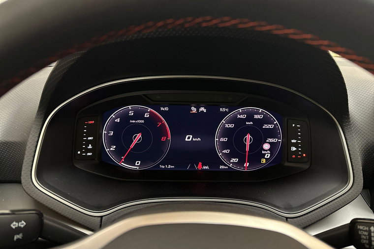 Vehicle Image 18