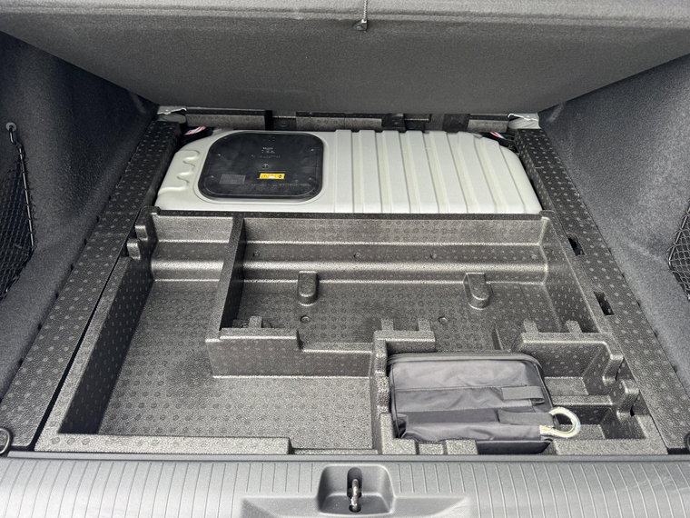 Vehicle Image 22