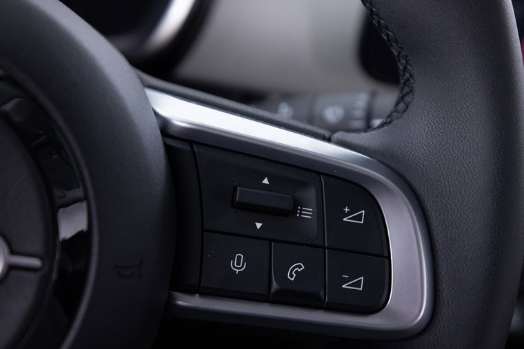 Vehicle Image 20