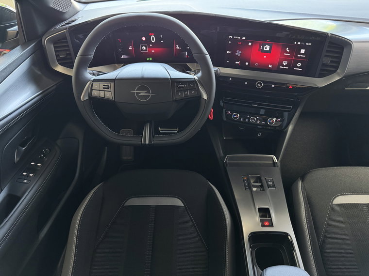 Vehicle Image 22