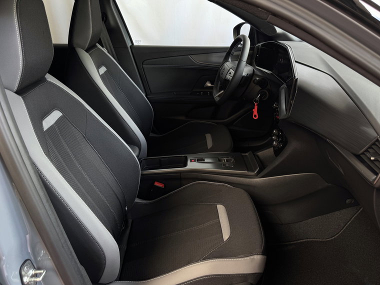 Vehicle Image 31