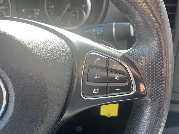 Vehicle Image 33