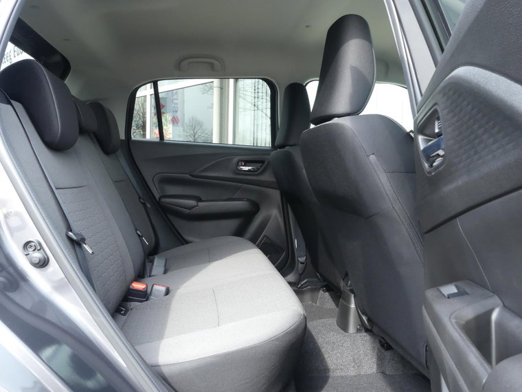 Vehicle Image 22