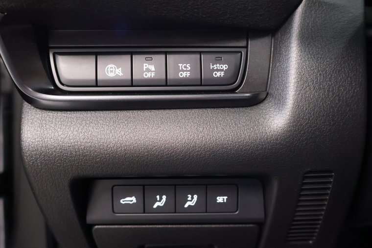 Vehicle Image 24
