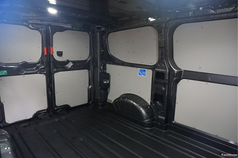 Vehicle Image 9