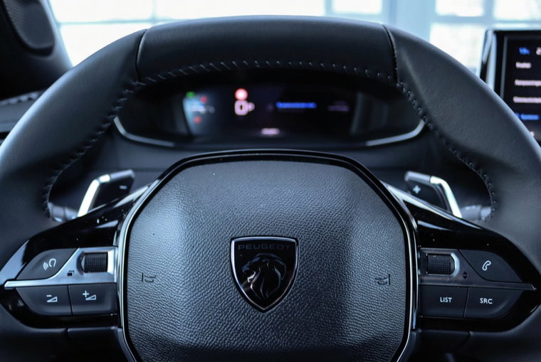 Vehicle Image 9