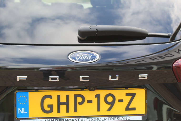 Vehicle Image 33