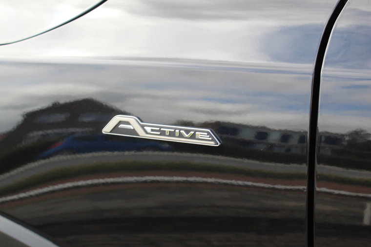 Vehicle Image 40
