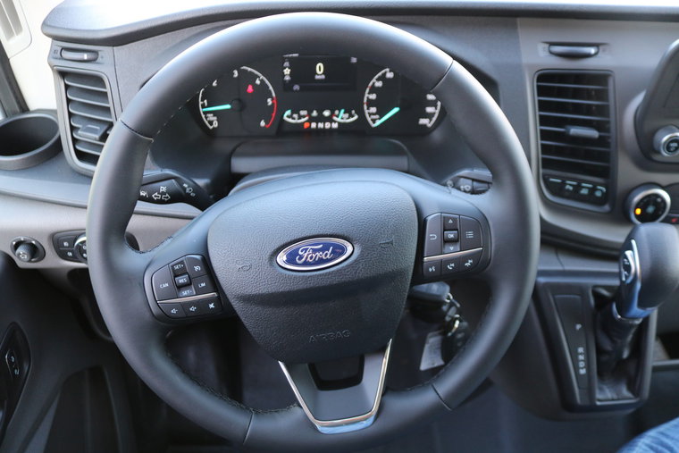 Vehicle Image 17
