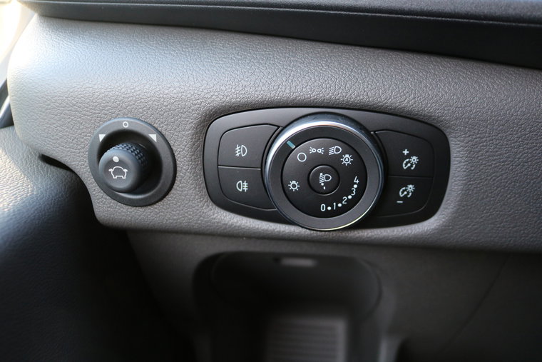 Vehicle Image 22