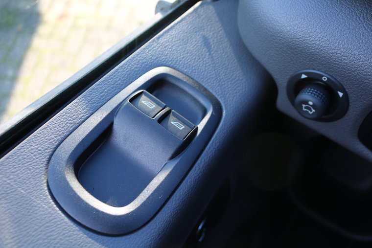 Vehicle Image 24