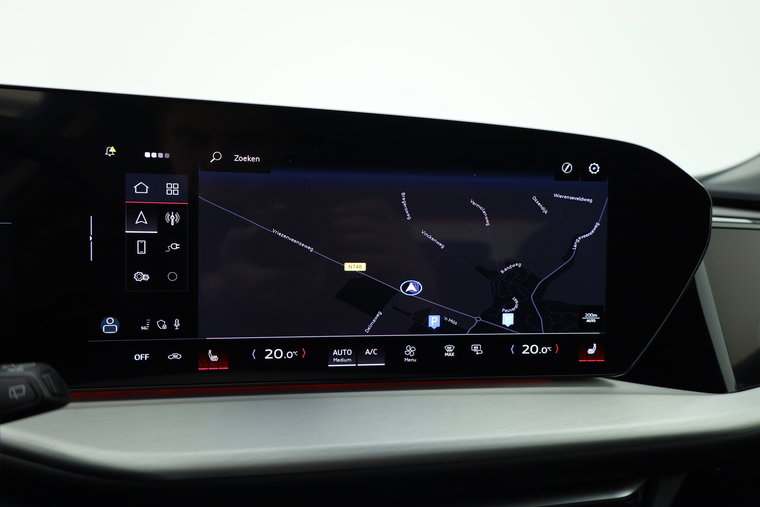 Vehicle Image 21