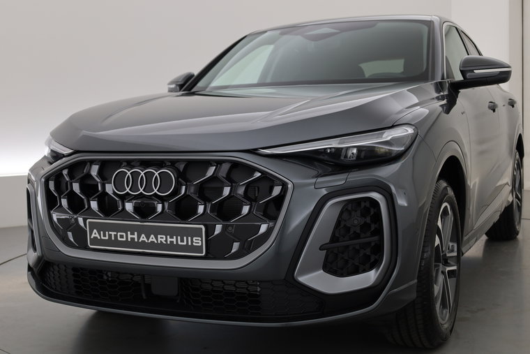 Vehicle Image 48