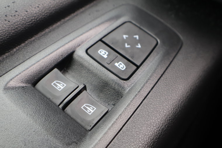 Vehicle Image 33