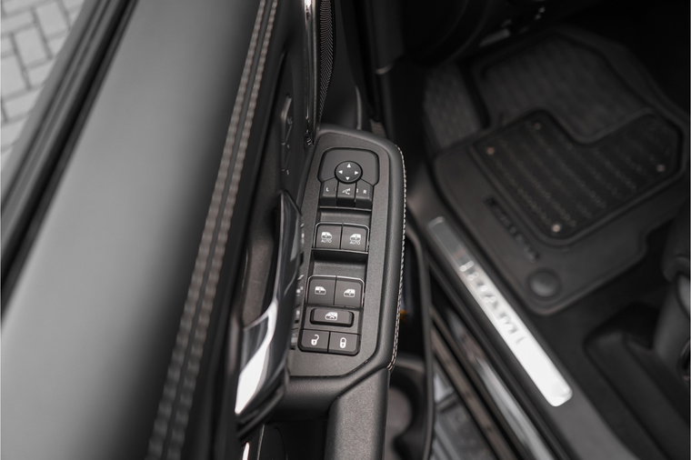 Vehicle Image 45
